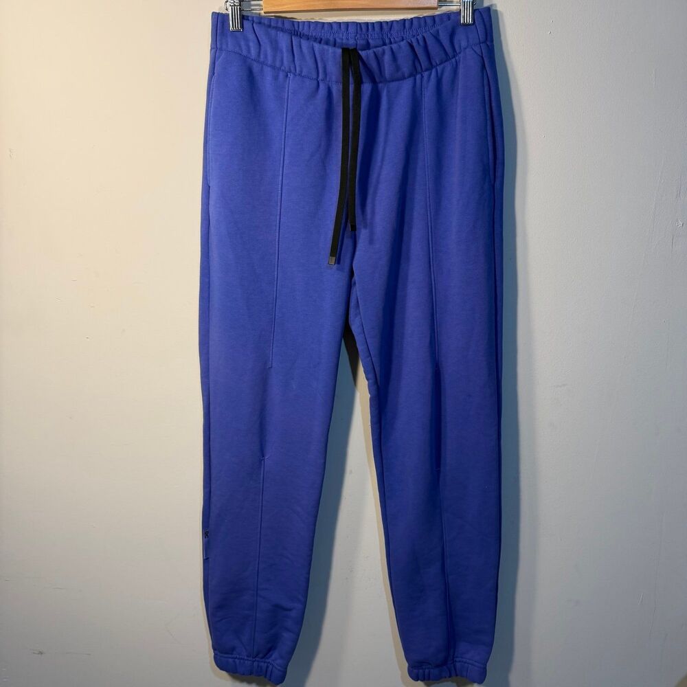 On cloud, run on clouds, club pants, drawstring sweatpants women’s sz M